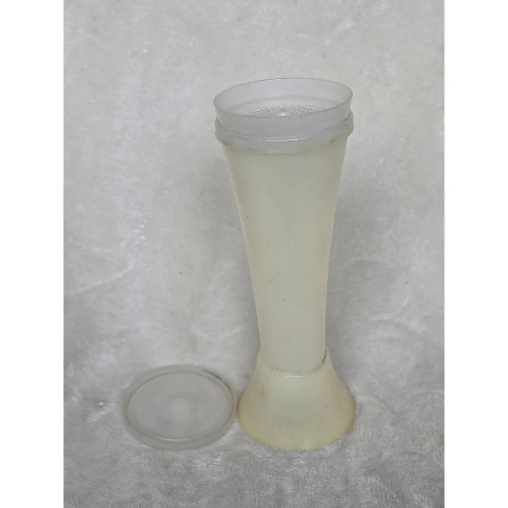 Vintage Tupperware Jifi Sift sifter